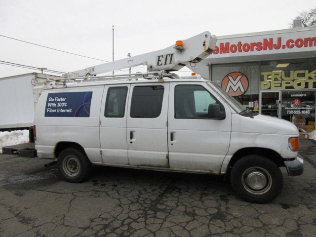 2007 Ford Econoline Cargo Van E-350 Super Duty BUCKET VAN