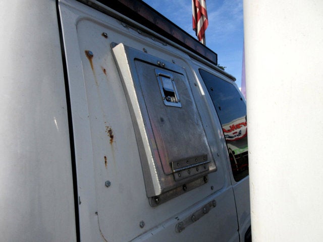 2011 Ford Econoline Cargo Van E350 BUCKET VAN, CABLE PULLER VAN, REAR A/C