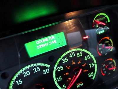 2017 Freightliner M2 106 Medium Duty 26' BOX TRUCK, CUMMINS DIESEL, ALLISON TRANS