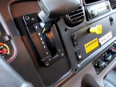 2017 Freightliner M2 106 Medium Duty 26' BOX TRUCK, CUMMINS DIESEL, ALLISON TRANS