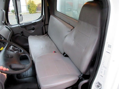 2017 Freightliner M2 106 Medium Duty 26' BOX TRUCK, CUMMINS DIESEL, ALLISON TRANS