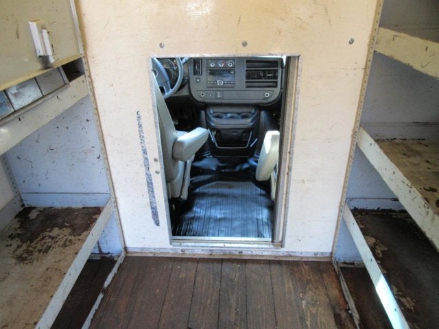 2014 Chevrolet Express Commercial Cutaway G3500, 10' CUBE VAN, 10 foot BOX