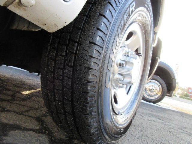 2014 Chevrolet Express Commercial Cutaway G3500, 10' CUBE VAN, 10 foot BOX