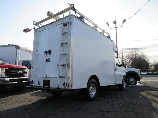 2014 Chevrolet Express Commercial Cutaway G3500, 10' CUBE VAN, 10 foot BOX