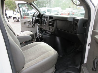 2015 Chevrolet Express Commercial Cutaway G3500, 12' CUBE VAN, 12' BOX VAN