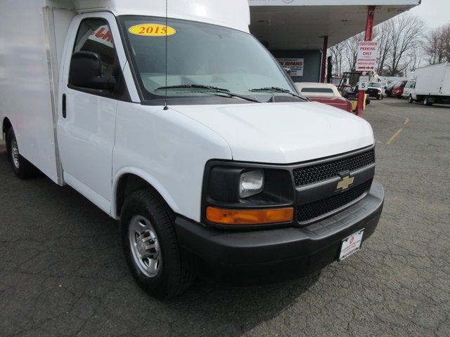 2015 Chevrolet Express Commercial Cutaway G3500, 12' CUBE VAN, 12' BOX VAN