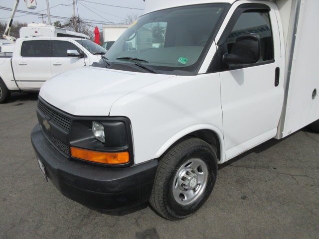 2015 Chevrolet Express Commercial Cutaway G3500, 12' CUBE VAN, 12' BOX VAN