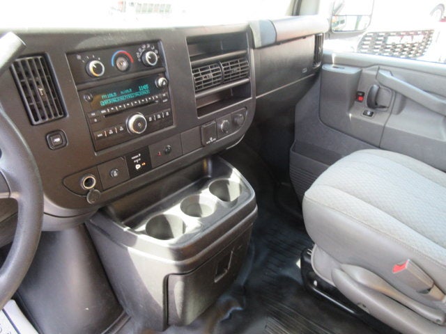 2017 Chevrolet 3500 12' ENCLOSED UTILITY, SRW Van 139"