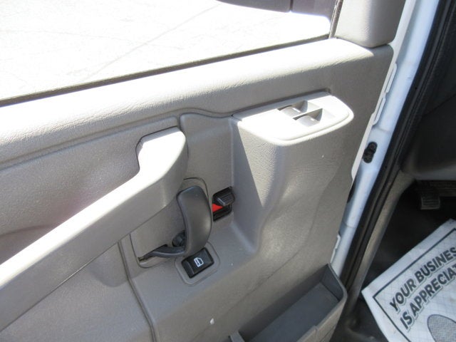 2017 Chevrolet 3500 12' ENCLOSED UTILITY, SRW Van 139"