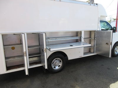 2017 Chevrolet 3500 12' ENCLOSED UTILITY, SRW Van 139"