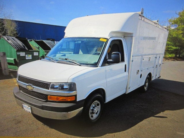 2017 Chevrolet Express Commercial Cutaway Van 139"