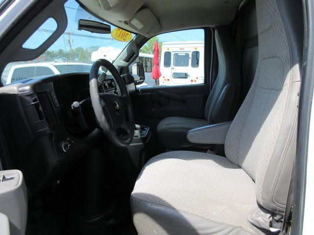 2017 Chevrolet 3500 12' ENCLOSED UTILITY, SRW Van 139"