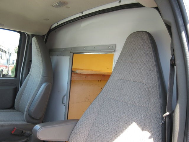 2017 Chevrolet 3500 12' ENCLOSED UTILITY, SRW Van 139"