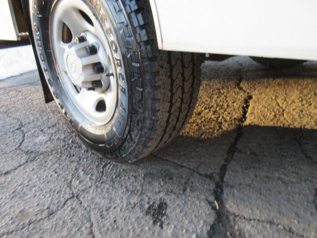 2017 Chevrolet Express Commercial Cutaway G3500 139" 10 FOOT CUBE VAN