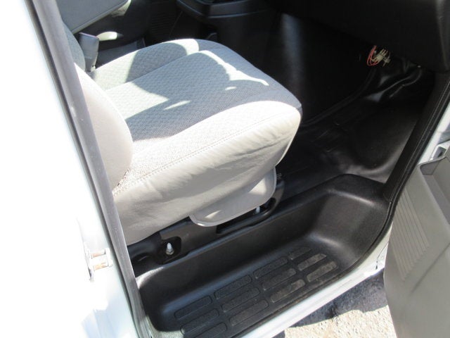 2014 Chevrolet Express Commercial Cutaway 16' BOX TRUCLK 16 FOOT BOX TRUCK