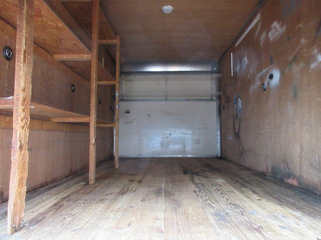 2013 Chevrolet 4500, 16 FOOT BOX TRUCK 4500 Van 177"