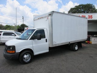 2013 Chevrolet 4500, 16 FOOT BOX TRUCK 4500 Van 177"