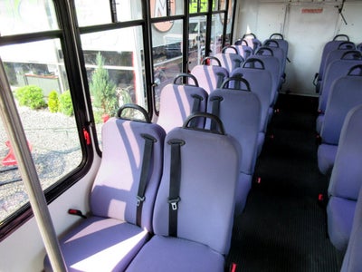 2009 Chevrolet CC4500 24 PASSENGER BUS