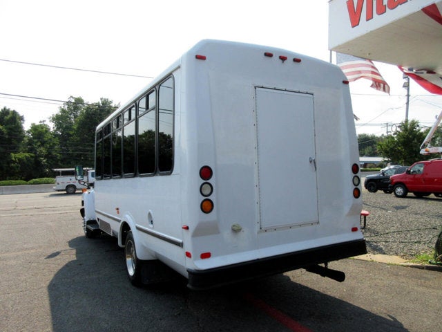 2009 Chevrolet CC4500 24 PASSENGER BUS