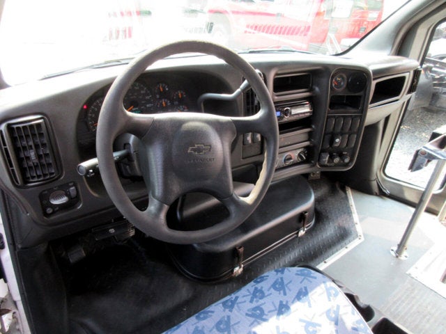 2009 Chevrolet CC4500 24 PASSENGER BUS