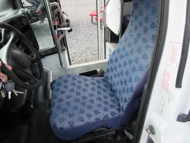 2009 Chevrolet CC4500 24 PASSENGER BUS