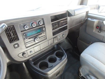 2017 GMC Savana Commercial Cutaway G3500 139 in. ENCLOSED UTILITY SRW