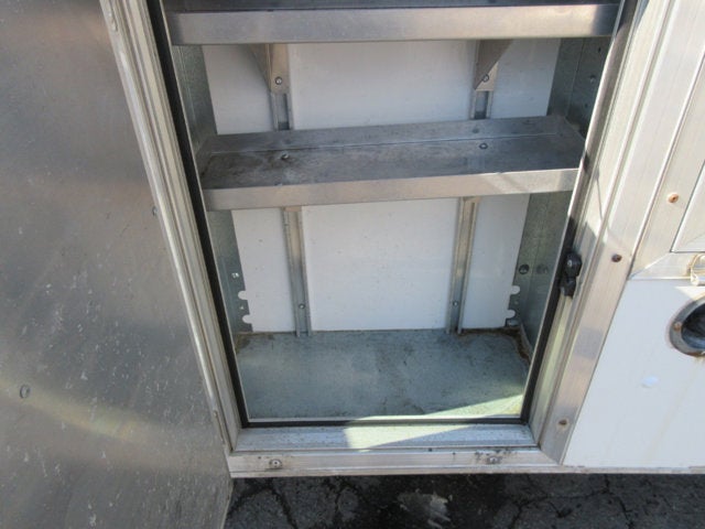 2017 GMC Savana Commercial Cutaway G3500 139 in. ENCLOSED UTILITY SRW