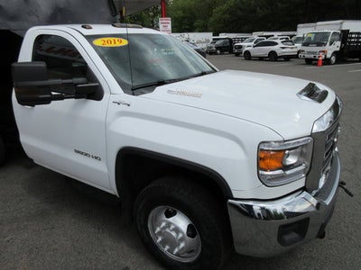 2019 GMC Sierra 3500HD. DIESEL, 4X4 MASON DUMP 4WD Reg Cab 137.5" WB, 59.06" CA