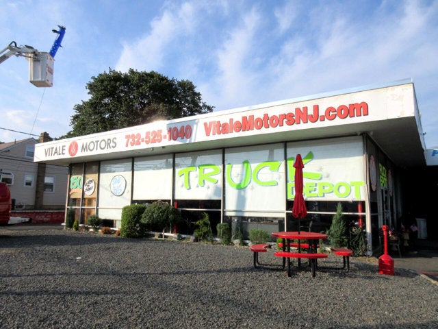 2015 GMC Savana Commercial Cutaway G3500 BOX TRUCK, SIDE DOOR