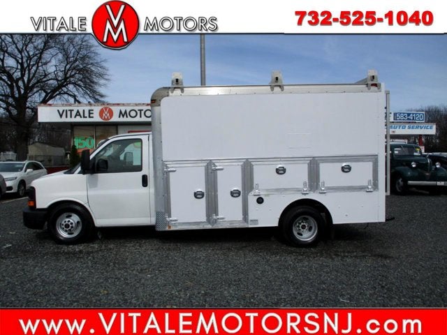 2016 GMC Savana Commercial Cutaway G3500 ** ENCLOSED UTILITY BODY ** 61K MILES **