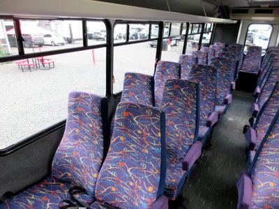 2005 GMC TC5500 33 PASSENGER BUS