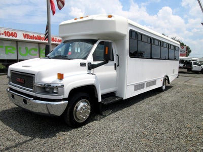 2005 GMC TC5500 33 PASSENGER BUS