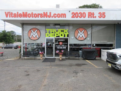 2005 GMC TC5500 33 PASSENGER BUS