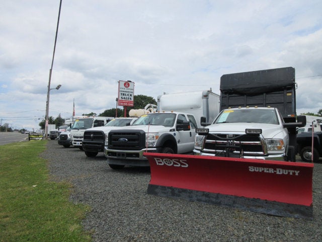 2005 GMC TC5500 33 PASSENGER BUS