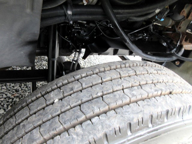 2005 GMC TC5500 33 PASSENGER BUS