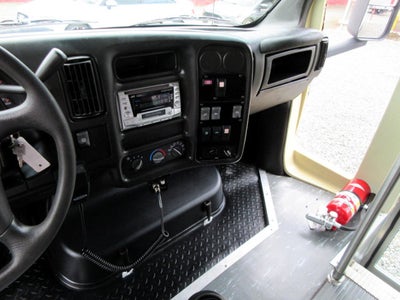 2005 GMC TC5500 33 PASSENGER BUS