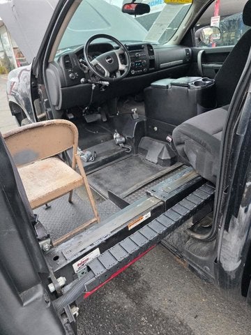 2010 GMC Sierra 1500 HANDICAPPED PICK UP TRUCK