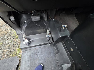 2010 GMC Sierra 1500 HANDICAPPED PICK UP TRUCK