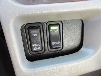 2013 International 4400 18 FOOT BOX TRUCK