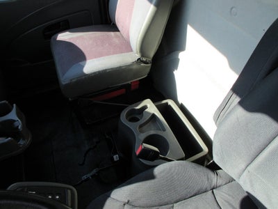 2013 International 4400 18 FOOT BOX TRUCK