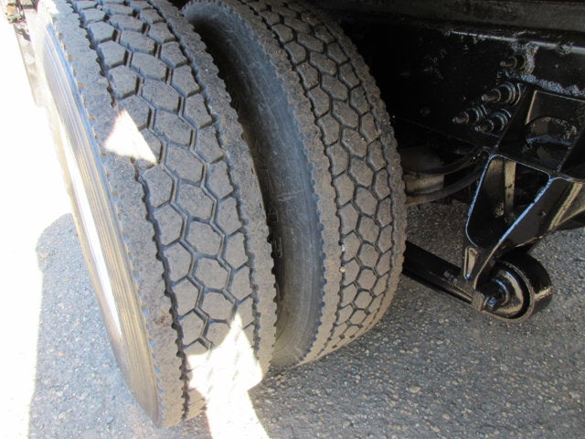 2013 International 4400 18 FOOT BOX TRUCK