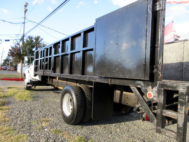 2005 Ford F-750 SUPER CAB, 22' FLATBED, CUMMINS PRE-DEF