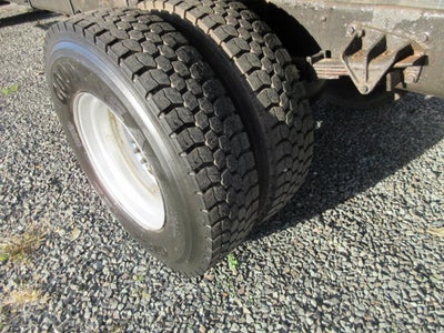 2005 Ford F-750 SUPER CAB, 22' FLATBED, CUMMINS PRE-DEF