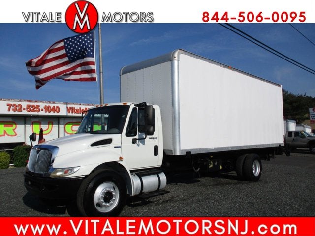 2014 International DuraStar 4300 24 FOOT BOX TRUCK,, 103K MILES