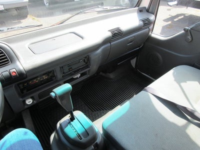 2003 Isuzu NPR 17 FOOT FLATBED, 16' STAKE BED