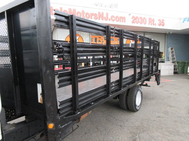 2003 Isuzu NPR 17 FOOT FLATBED, 16' STAKE BED