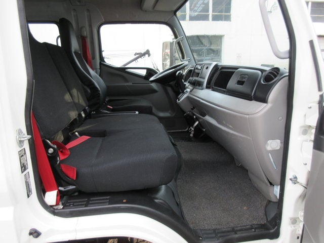 2019 Mitsubishi FUSO 19 FOOT STAKE BED