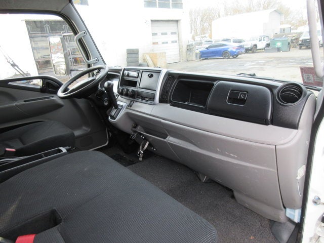 2019 Mitsubishi FUSO 19 FOOT STAKE BED