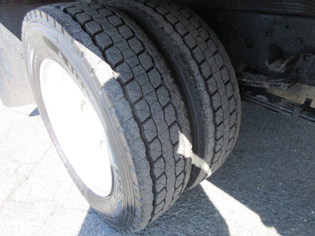 2014 Isuzu NPR 12' 8" CREW CAB BOX TRUCK