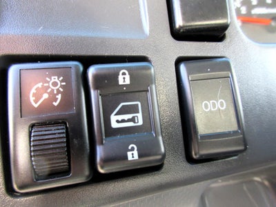 2017 Isuzu NPR HD 16' BOX TRUCK, SIDE DOOR